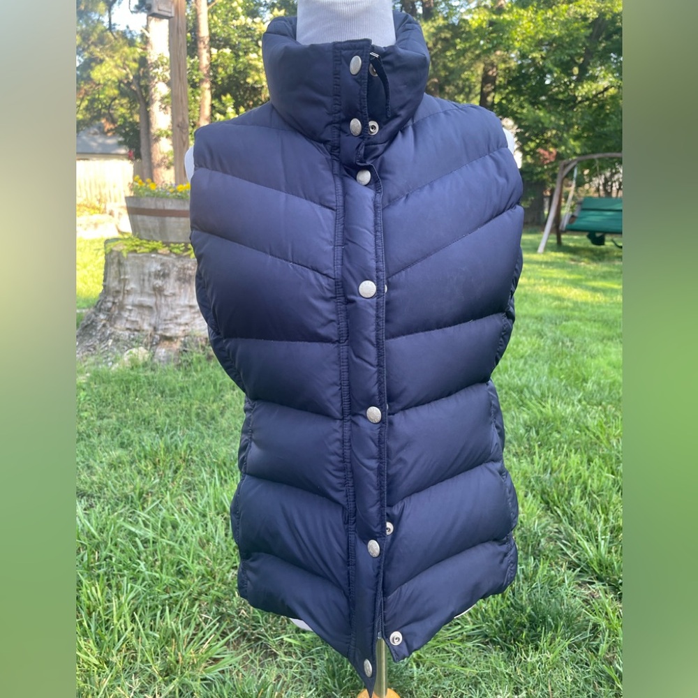 Down filled puffer Vest
J. Crew Women's Navy Blue jacket